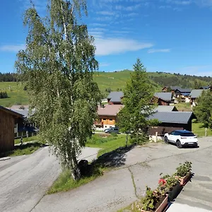 Côté Bisanne Dans Le Népal Appartement